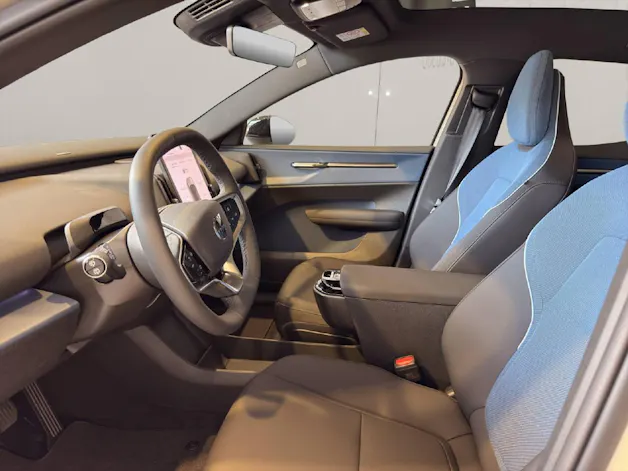 Volvo EX30 E60 Twin Ultra Performance AWD