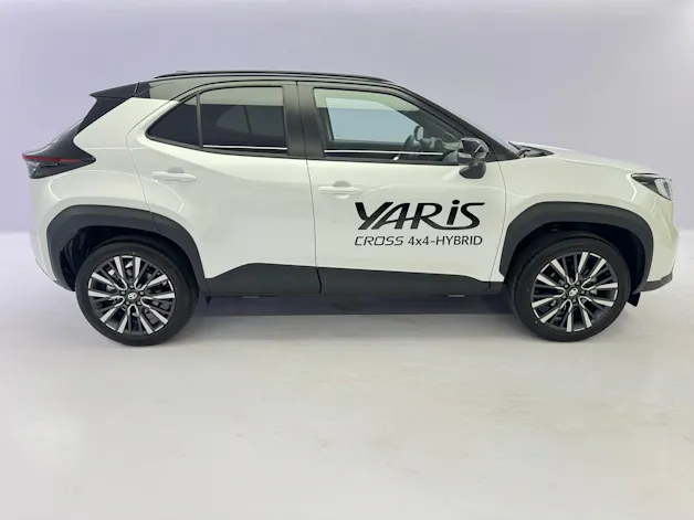 Toyota Yaris Cross 1.5 VVT-i HSD Premium AWD-i