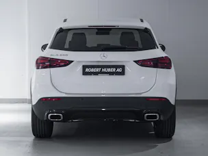 MERCEDES-BENZ GLA 200 Night Star