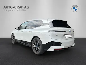 BMW iX xDrive40