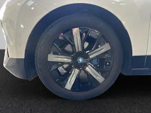 BMW iX xDrive40