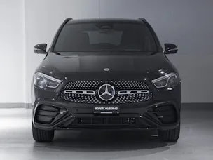 MERCEDES-BENZ GLA 250 e "EQ Star"