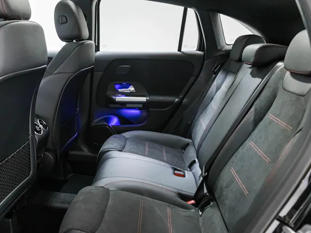 MERCEDES-BENZ GLA 250 e "EQ Star"