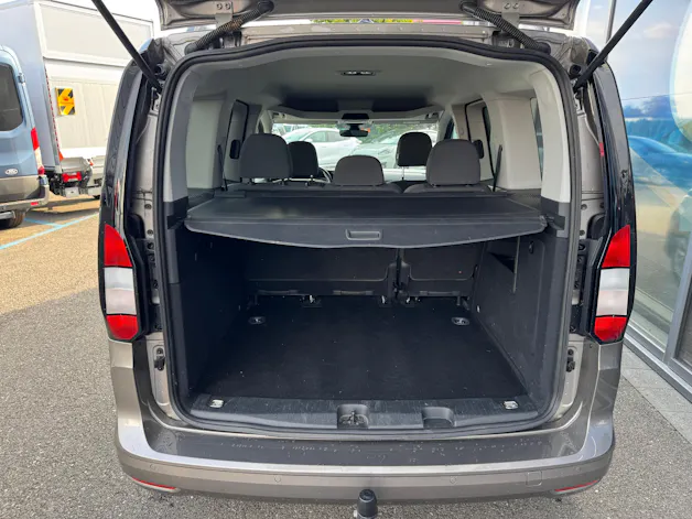 FORD TOURNEO Connect 1.5 EcoBoost 114 Titanium