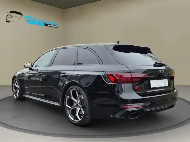 AUDI RS4 Avant 25 year edition quattro tiptronic