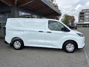 FORD Transit Custom Van 320 L1 2.5 Duratec 233 Trend PHEV