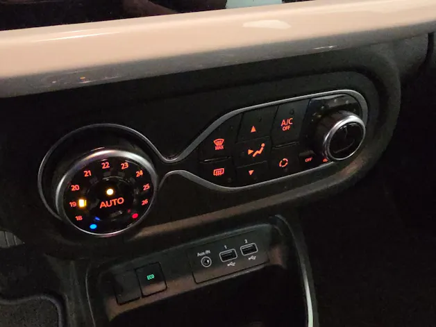 RENAULT Twingo Electric Intens