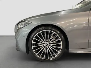 MERCEDES-BENZ C 200 AMG Line 4MATIC