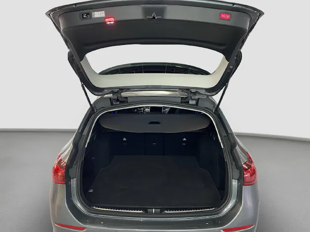 MERCEDES-BENZ C 200 AMG Line 4MATIC