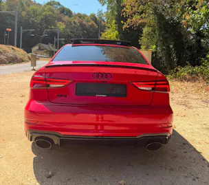 AUDI RS3 Limousine 2.5 TSI quattro S-tronic