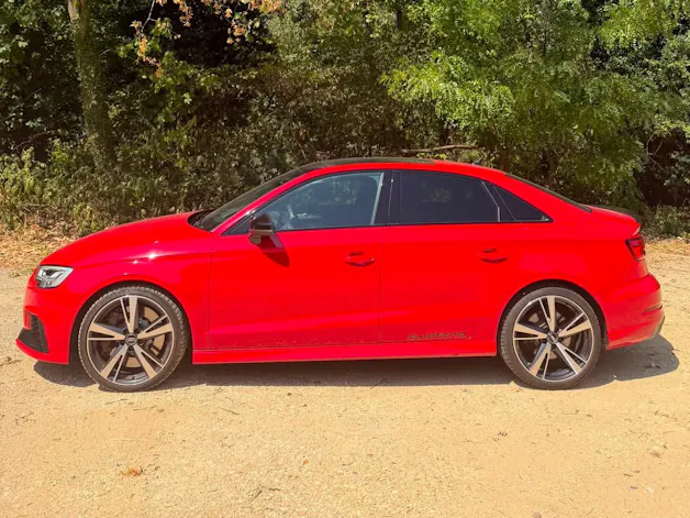 AUDI RS3 Limousine 2.5 TSI quattro S-tronic