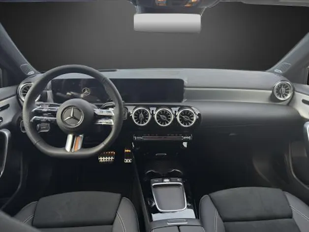 MERCEDES-BENZ A 220 d 8G-DCT