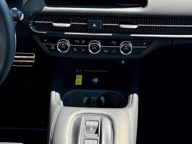 Honda ZR-V 2.0i MMD Hybrid Advance Automatic Modell 2027 1.9% Leasing Aktion unschlagbar mit 8 Jahren Garantie