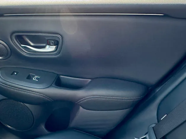 Honda ZR-V 2.0i MMD Hybrid Advance Automatic Modell 2027 1.9% Leasing Aktion unschlagbar mit 8 Jahren Garantie