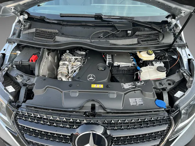MERCEDES-BENZ V 300 d lang 4Matic Swiss Edition 9G-Tronic