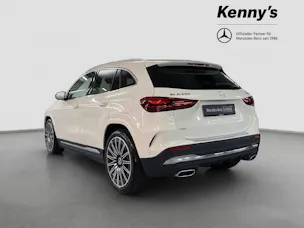 MERCEDES-BENZ GLA 250 Swiss Star AMG 4MATIC