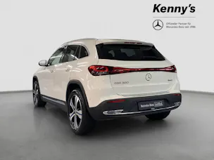 MERCEDES-BENZ EQA 300 Swiss Star 4MATIC