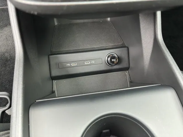 AUDI Q4 e-tron 45 quattro
