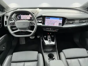 AUDI Q4 e-tron 45 quattro