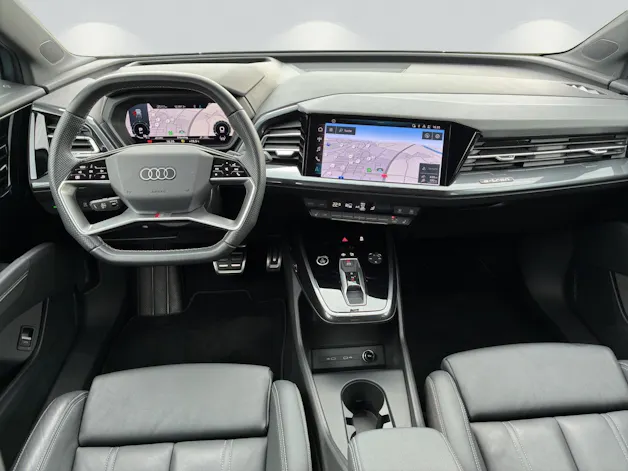 AUDI Q4 e-tron 45 quattro