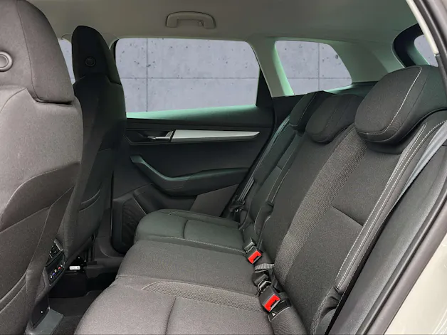 SKODA Karoq 1.5 TSI Selection DSG