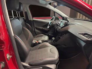PEUGEOT 2008 1.2 PureTech GT Line EAT6
