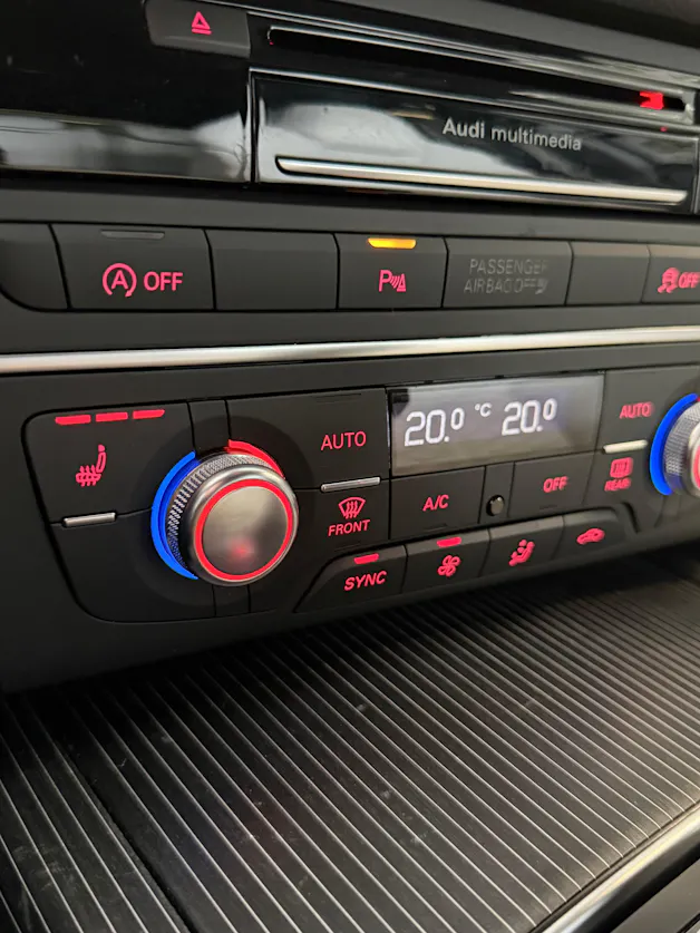 AUDI A6 Avant 3.0 BiTDI V6 qu. competition | ABT | CH | Nardo | Matrix | HeadUp | Luftfederung | Infotainment Paket |