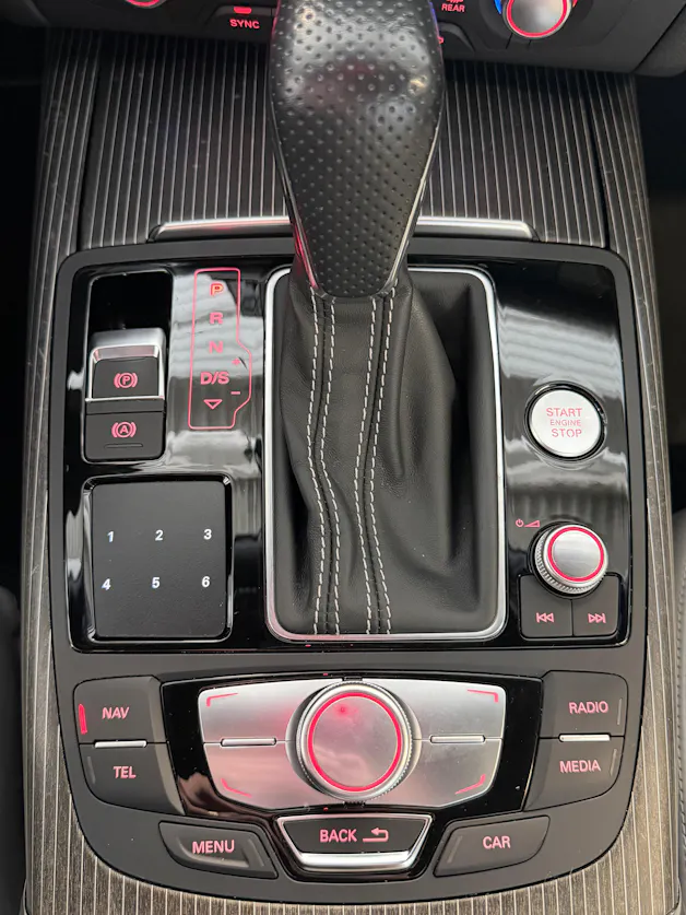 AUDI A6 Avant 3.0 BiTDI V6 qu. competition | ABT | CH | Nardo | Matrix | HeadUp | Luftfederung | Infotainment Paket |