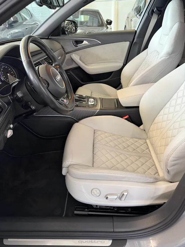 AUDI A6 Avant 3.0 BiTDI V6 qu. competition | ABT | CH | Nardo | Matrix | HeadUp | Luftfederung | Infotainment Paket |