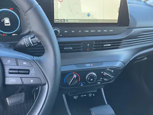 HYUNDAI i20 1.0 T-GDi Amplia DCT