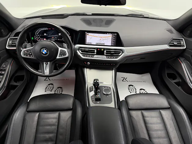 BMW 320d xDrive 48V Steptronic M Sport Black Saphir / 360° Kamera / H&K Soundsystem / Head-Up-Display / Leder / LED-Cockpit /