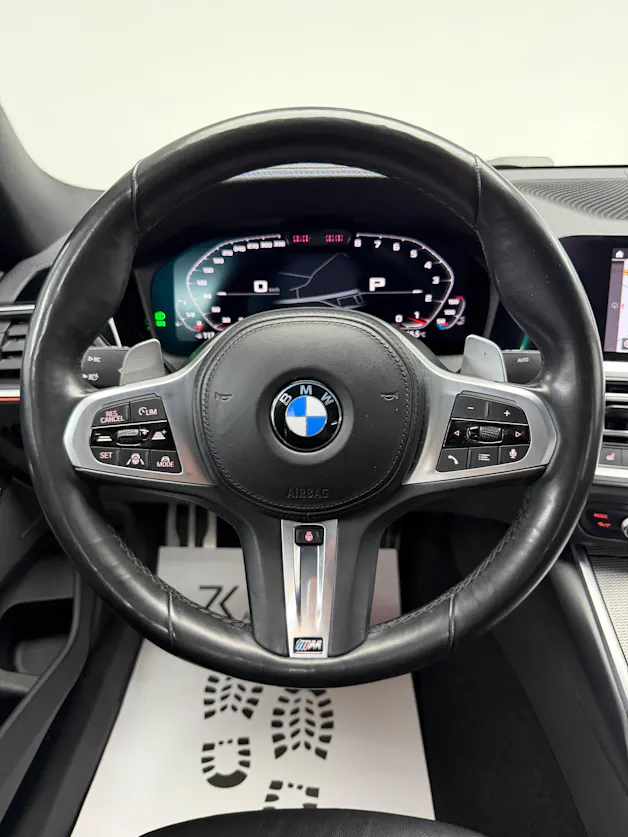 BMW 320d xDrive 48V Steptronic M Sport Black Saphir / 360° Kamera / H&K Soundsystem / Head-Up-Display / Leder / LED-Cockpit /