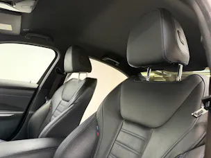 BMW 320d xDrive 48V Steptronic M Sport Black Saphir / 360° Kamera / H&K Soundsystem / Head-Up-Display / Leder / LED-Cockpit /
