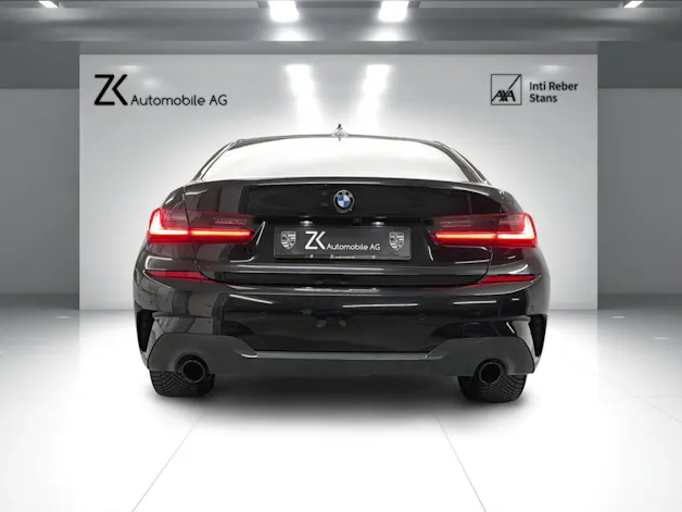 BMW 320d xDrive 48V Steptronic M Sport Black Saphir / 360° Kamera / H&K Soundsystem / Head-Up-Display / Leder / LED-Cockpit /