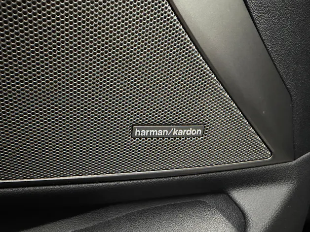 BMW 320d xDrive 48V Steptronic M Sport Black Saphir / 360° Kamera / H&K Soundsystem / Head-Up-Display / Leder / LED-Cockpit /