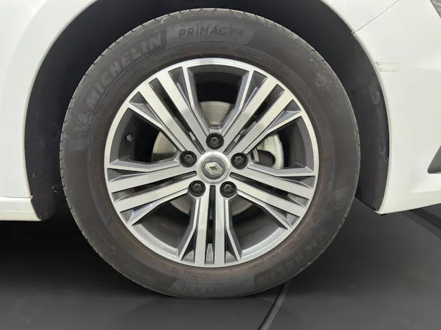 RENAULT Mégane Berline 1.3 16V Turbo Intens EDC