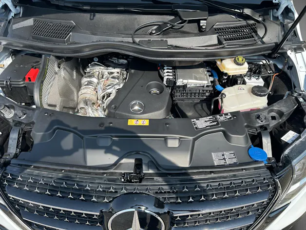 MERCEDES-BENZ V 300 d lang 4Matic Swiss Edition 9G-Tronic