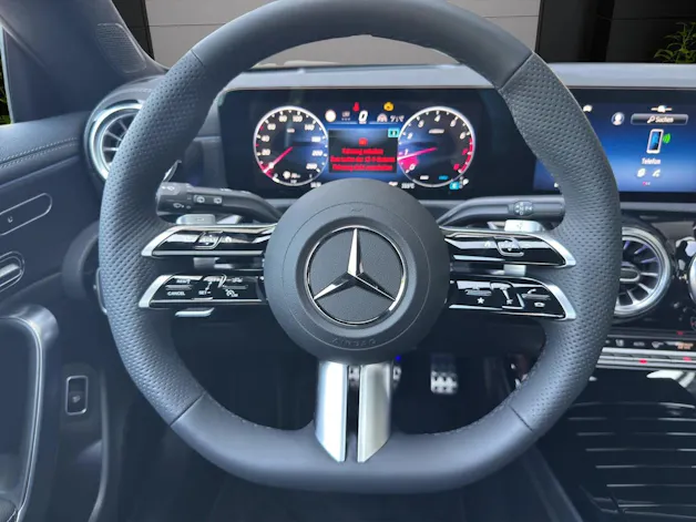 MERCEDES-BENZ CLA Shooting Brake 250 4Matic 8G-DCT