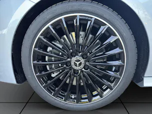 MERCEDES-BENZ CLA Shooting Brake 250 4Matic 8G-DCT