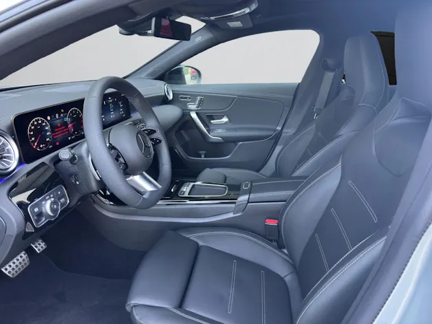MERCEDES-BENZ CLA Shooting Brake 250 4Matic 8G-DCT