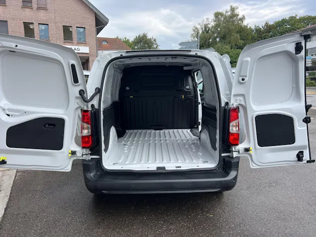 FIAT E-Doblo L1 50kWh 800kg Swiss Edition