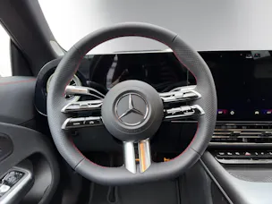 MERCEDES-BENZ CLA 220 8G-DCT 4Matic