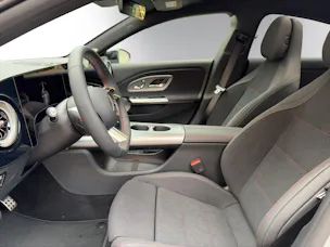 MERCEDES-BENZ CLA 220 8G-DCT 4Matic