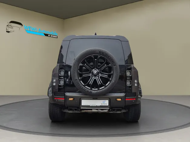 Land Rover Defender 110 635 V8 4.4 Octa AT8