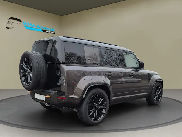 Land Rover Defender 110 635 V8 4.4 Octa AT8