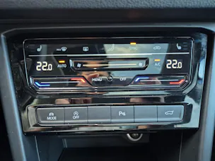 VW Touran 2.0 TDI BlueMotion Technology Highline DSG