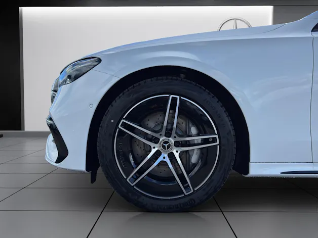 MERCEDES-BENZ E 220 d T 4Matic 9G-Tronic