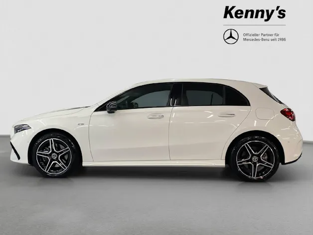 MERCEDES-BENZ A 250 e EQ Star AMG Line