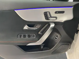 MERCEDES-BENZ A 250 e EQ Star AMG Line
