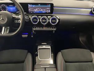 MERCEDES-BENZ A 250 e EQ Star AMG Line